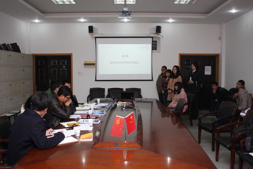 亚洲色吧
开展“创青春”大学生创业大赛院内模拟答辩1.jpg